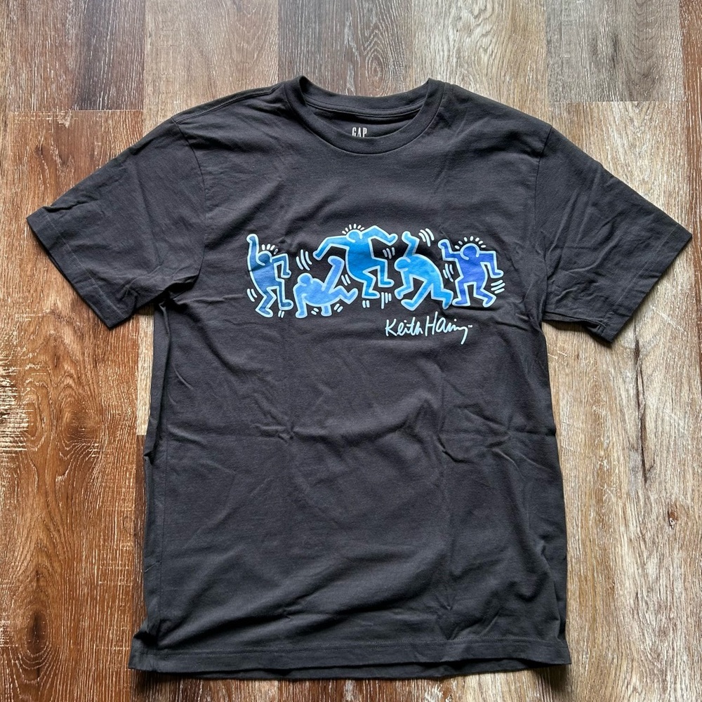 GAP Black and Blue Keith Harding Graphic Tee Short Sleeve - Men’s large - NWOT